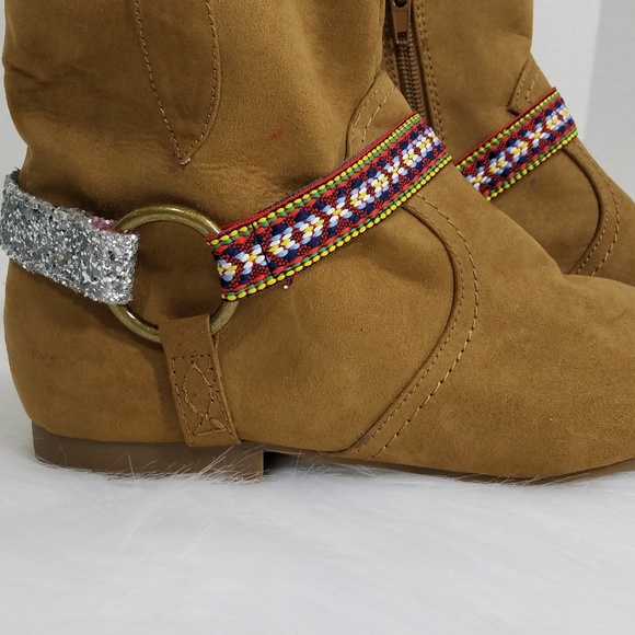 Indigo Rd Faux Suede Lightweight Ankle Boot Detail - Picture 3 of 8